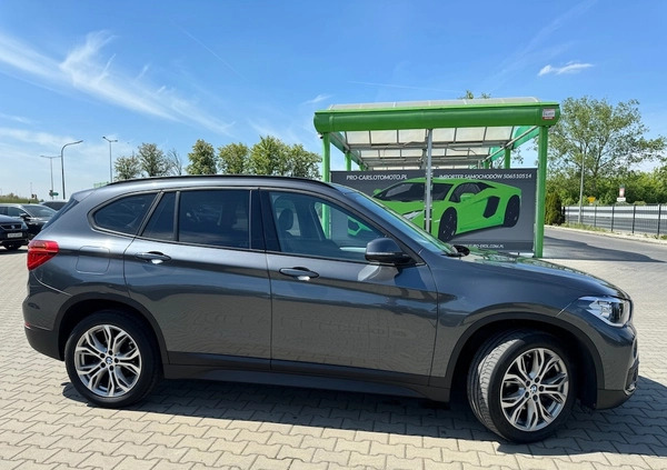 BMW X1 cena 79000 przebieg: 180000, rok produkcji 2018 z Kutno małe 667